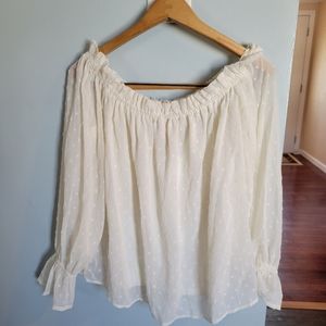 Off-the-shoulder top